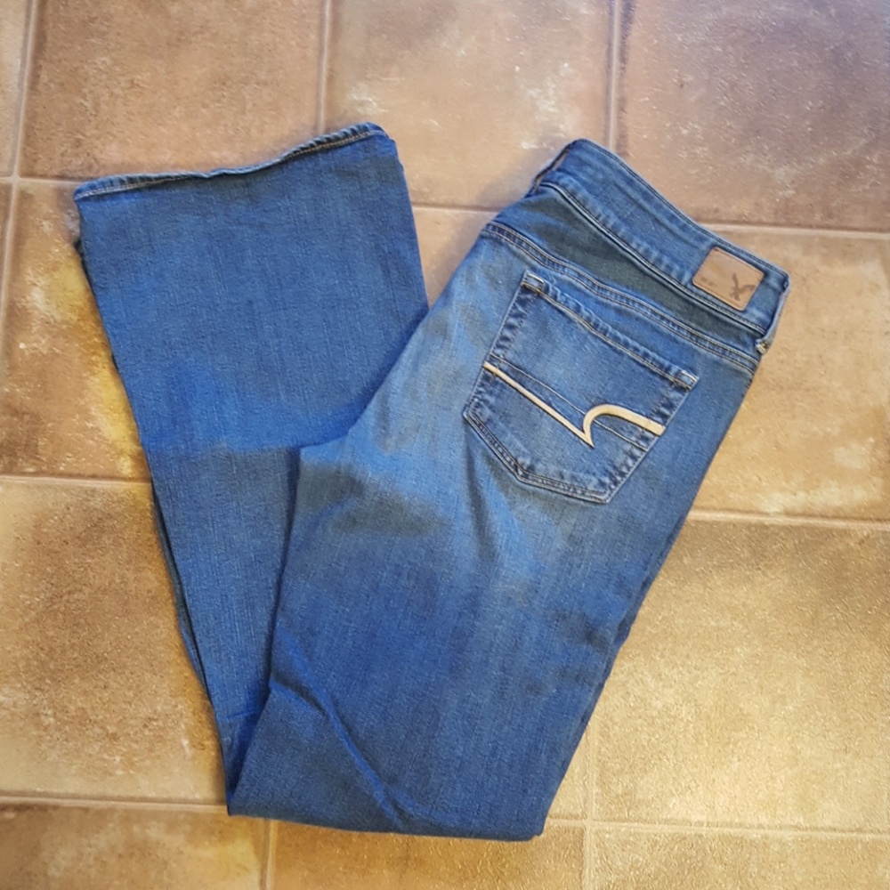 EUC American Eagle Jeans